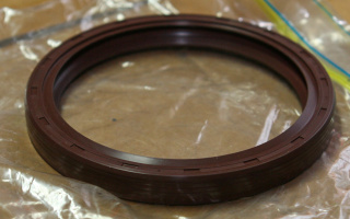 CrankshaftSeal1